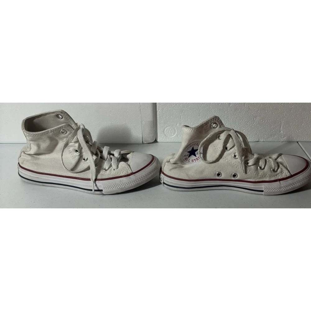 Size 1.5 - Converse Chuck Taylor All‎ Star High White